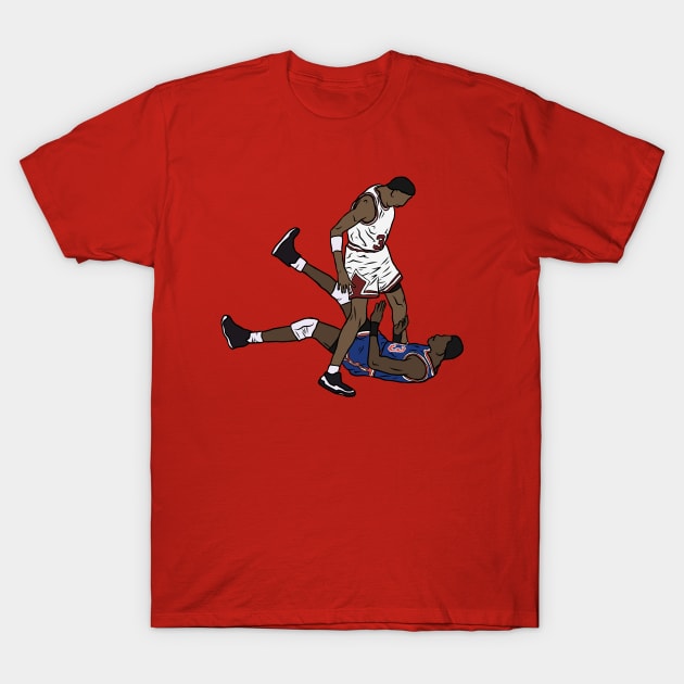 Scottie Pippen Standing Over Patrick Ewing T-Shirt by rattraptees